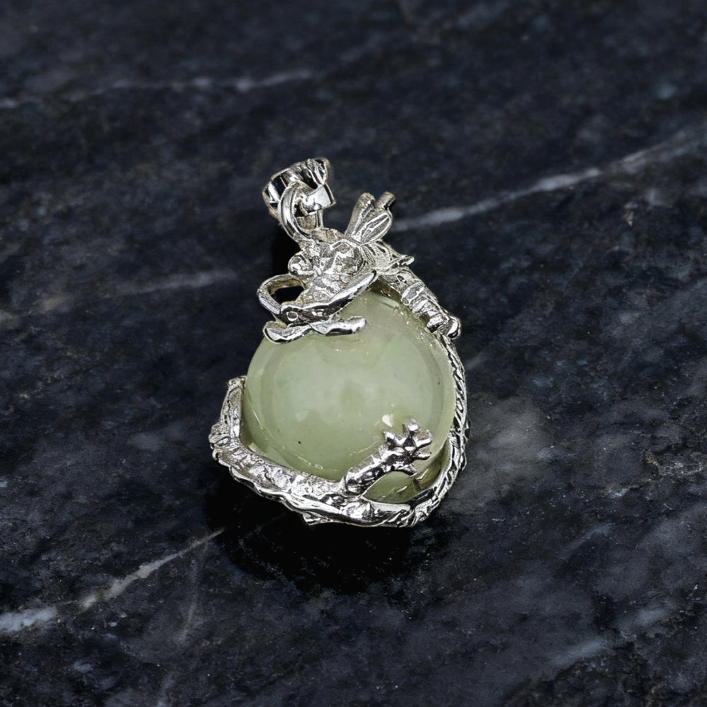 Pendentif Orbe Dragon « Léger » — Aventurine verte naturelle