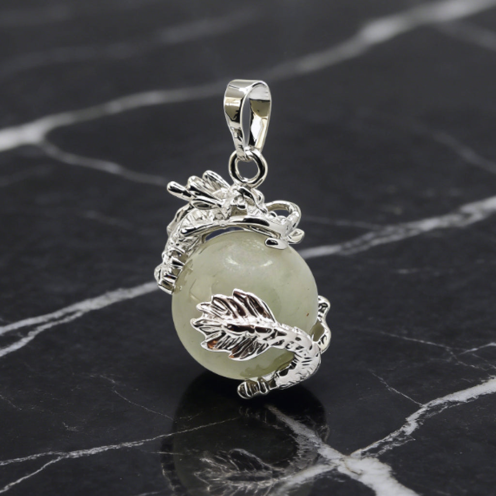 Pendentif Orbe Dragon « Léger » — Aventurine verte naturelle
