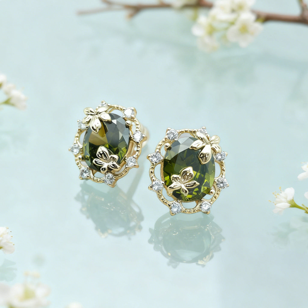 Boucles d'oreilles « Éclat » Woodland Muse — Plaqué or 14 carats, style péridot vert olive