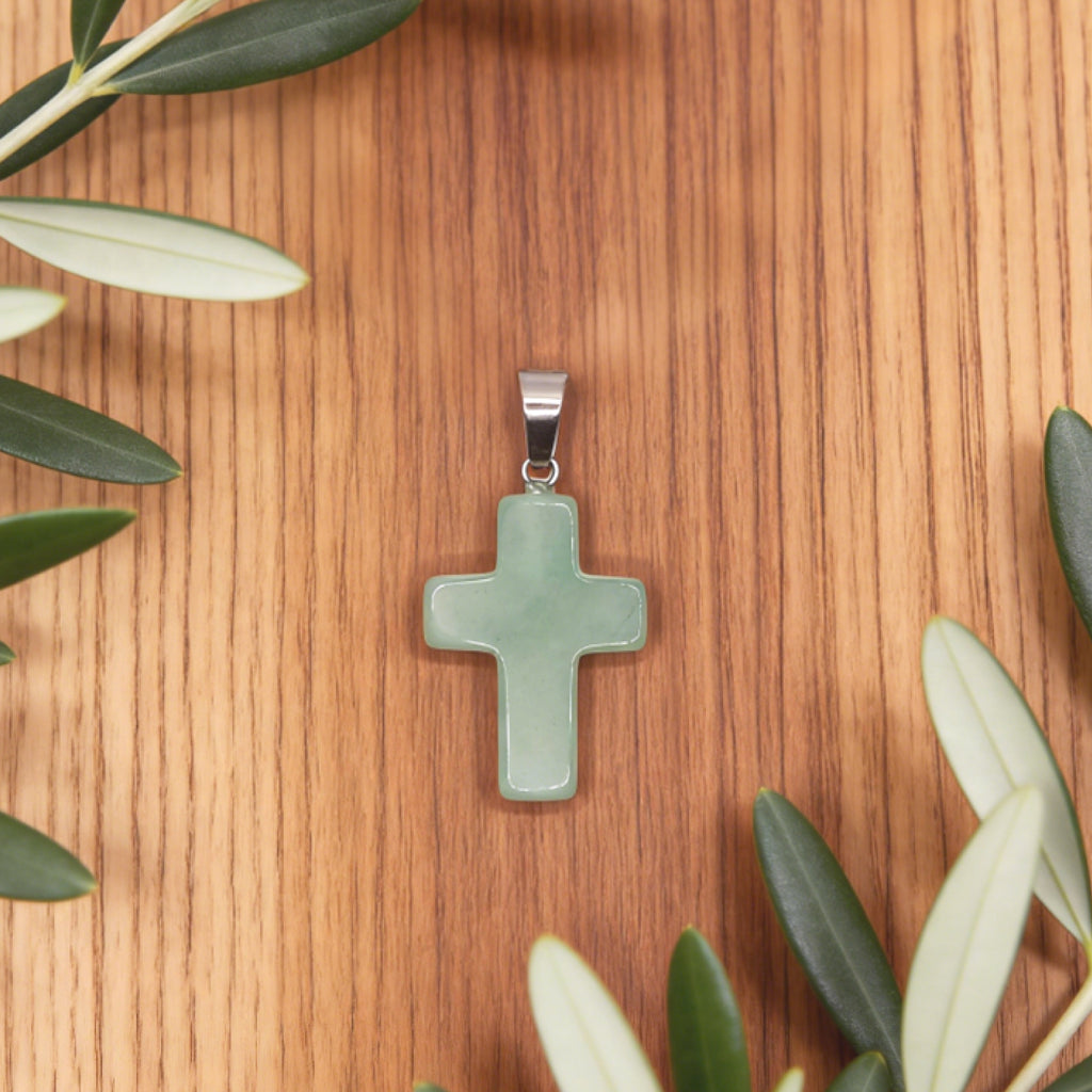Pendentif Croix « Léger » — Aventurine verte naturelle